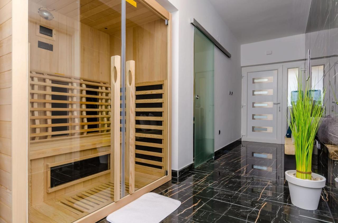 Deluxe Double Room With Sauna And Pool Kaštela 외부 사진